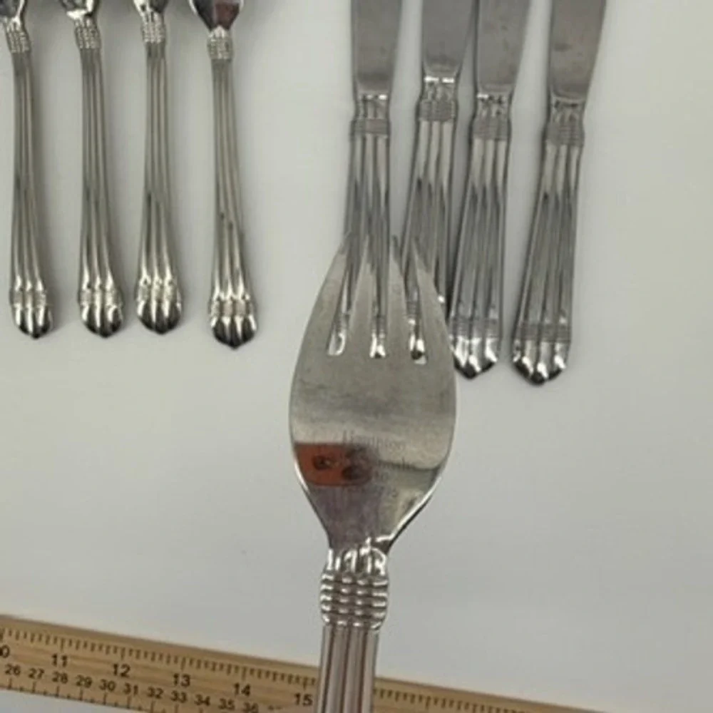 Odyssey Hampton Silversmiths‎ 715 Stainless Flatware Set 5 Forks 4 Knives Korea